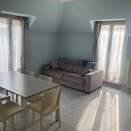 La Magnolia Apartaments IV Tulip Desenzano del Garda Esterno foto